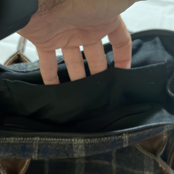 Awesome bag for Fall! Blue, grey & charcoal pattern with accent of brown leather - Picture 11 of 11